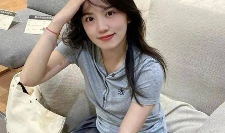 极品新晋推特校花级女神绝了女大学生因颜值过高走红网友:像极了我的初恋